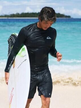 Quiksilver Men's Large Black Everyday Upf 50 Long Sleeve Rashguard Surf S8-3